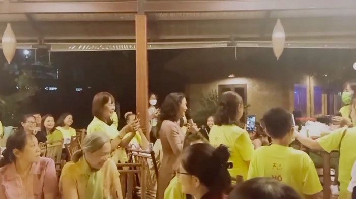 Mới 18 tuổi, Hồ Văn Cường đã bị fan đòi 'bắt rể' và phản ứng của chính chủ khiến nhiều người bất ngờ