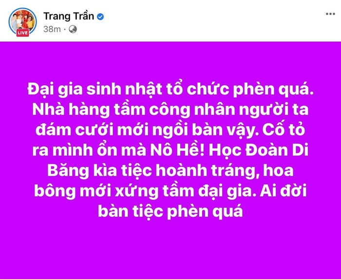 Trang Trần lôi Đoàn Di Băng vào 'cà khịa' độ giàu với bà Phương Hằng nhưng lại bị 'muối mặt' thế này đây!
