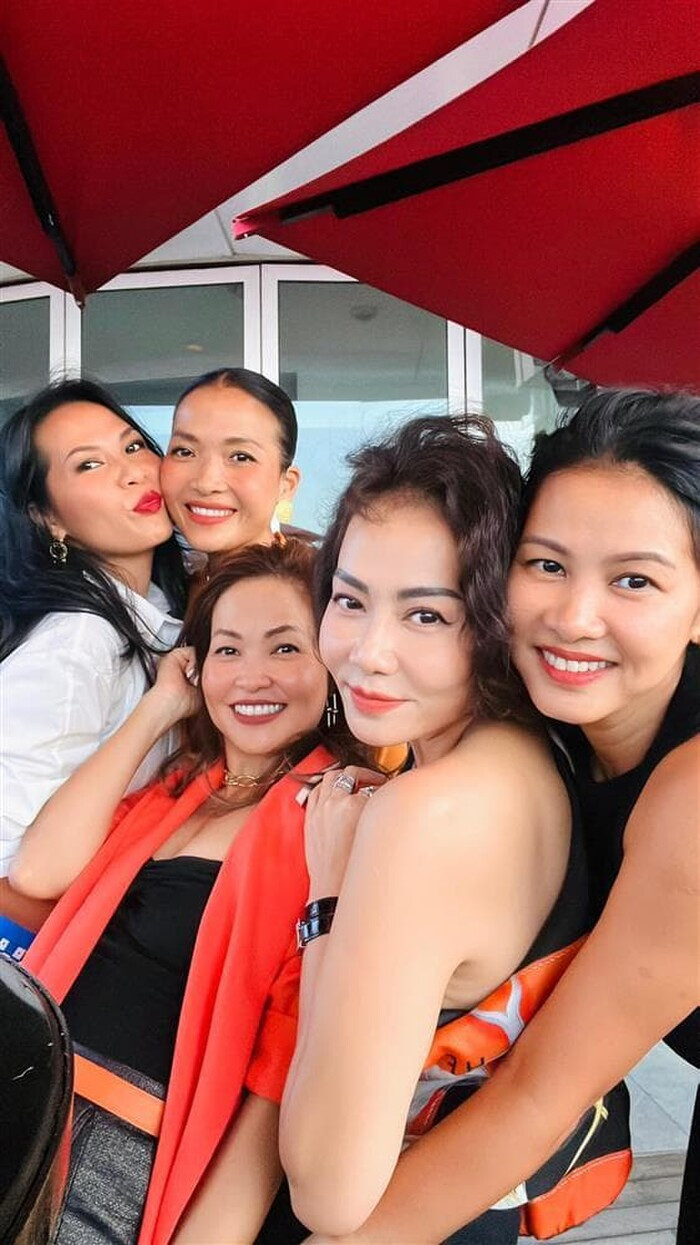 Thu Minh đáp trả cực căng khi bị cư dân mạng 'đào' lại tấm hình quá khứ chê phản cảm