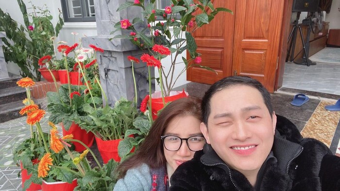 Trang Khàn gặp vận xui đầu năm, gặp sự cố ngay trên máy bay tưởng như 'chết đi sống lại'