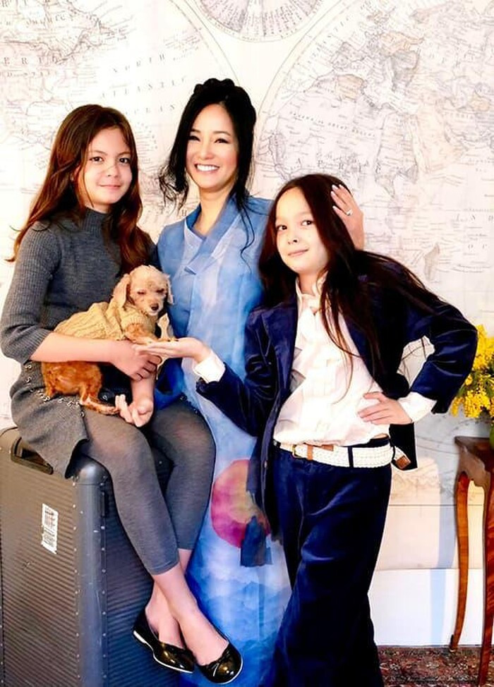 Diva Hồng Nhung nói gì khi bị nghi có bầu trong thời gian sống ở Pháp cùng bạn trai?