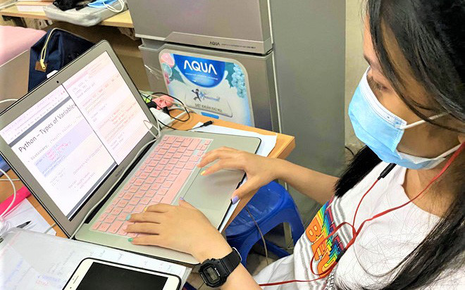 Thêm nhiều trường Đại học thông báo dừng học trực tiếp do F0 tăng cao