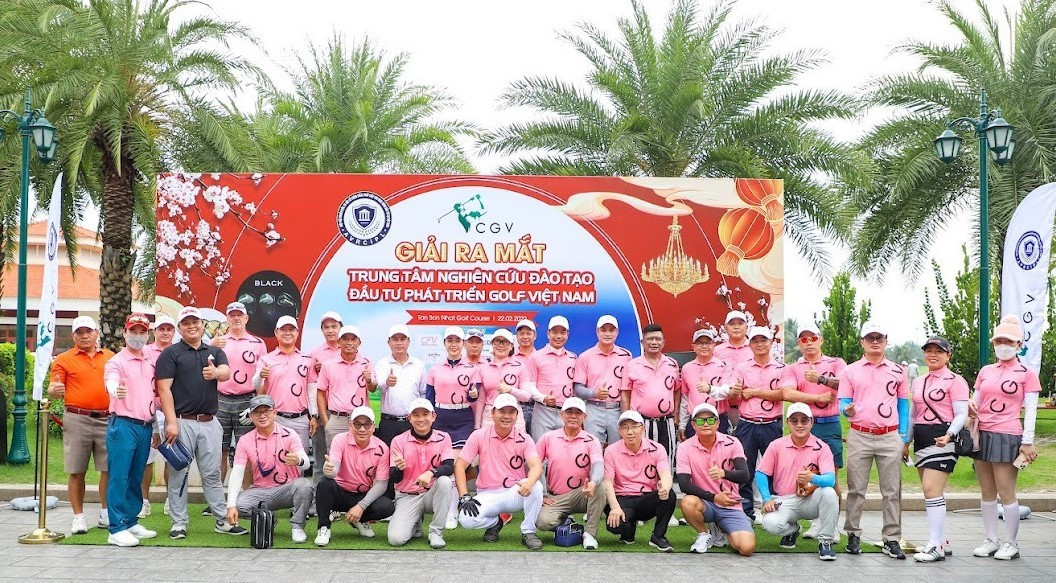 golf-1-1645621152.jpeg