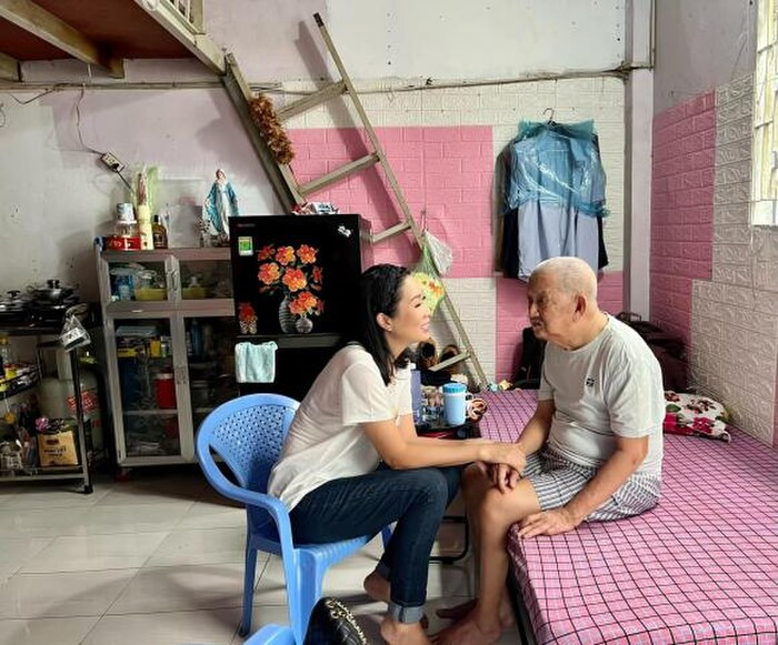 NSƯT Trịnh Kim Chi tiết lộ hoàn cảnh nghệ sĩ Mạc Can: Vợ chú đang nằm viện vì bệnh nặng nên rất neo người
