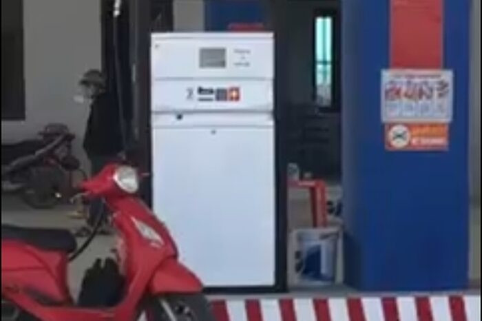 Hải Dương: Mua xăng nhưng người dân tá hỏa vì nhận về toàn... nước lã Ảnh 1