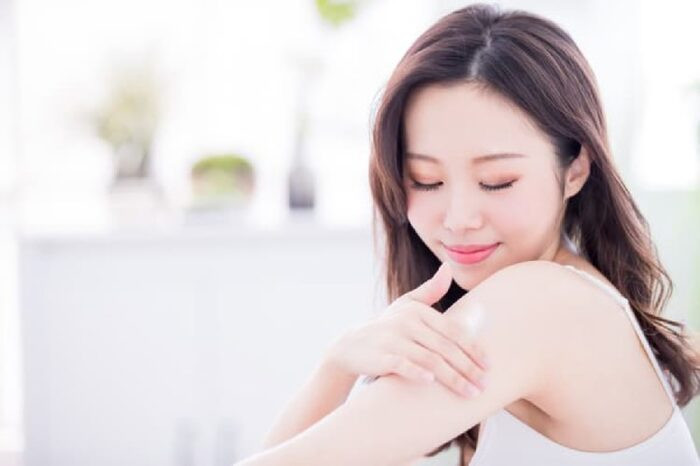 Sở hữu làn da body trắng mịn như trứng gà bóc chỉ với 3 bước đơn giản tại nhà