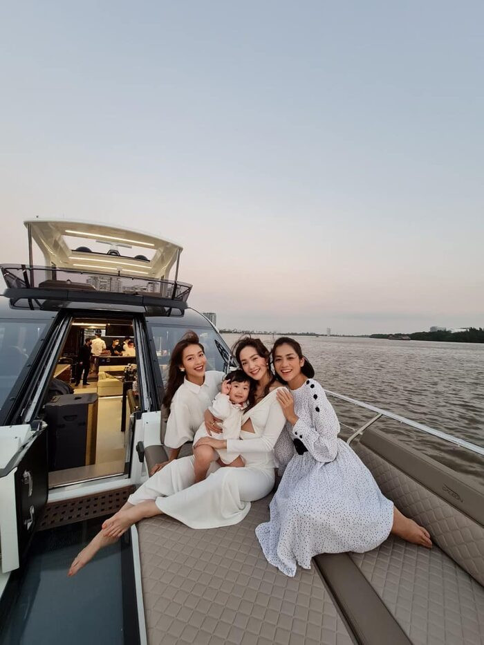 Em dâu tiết hé lộ con người thật của Minh Hằng qua một chi tiết