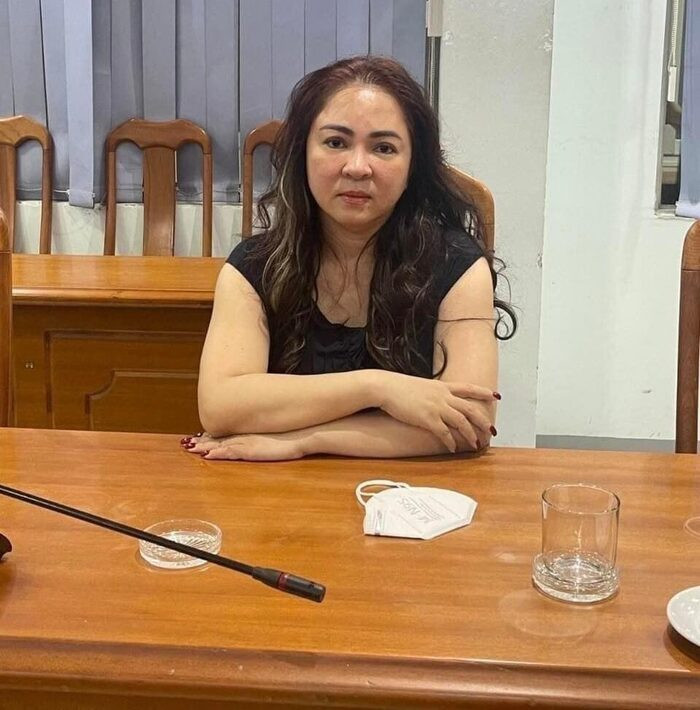 Mặt mộc của CEO Phương Hằng tại cơ quan điều tra: Khác biệt quá nhiều với hình ảnh long lanh thường thấy Ảnh 1
