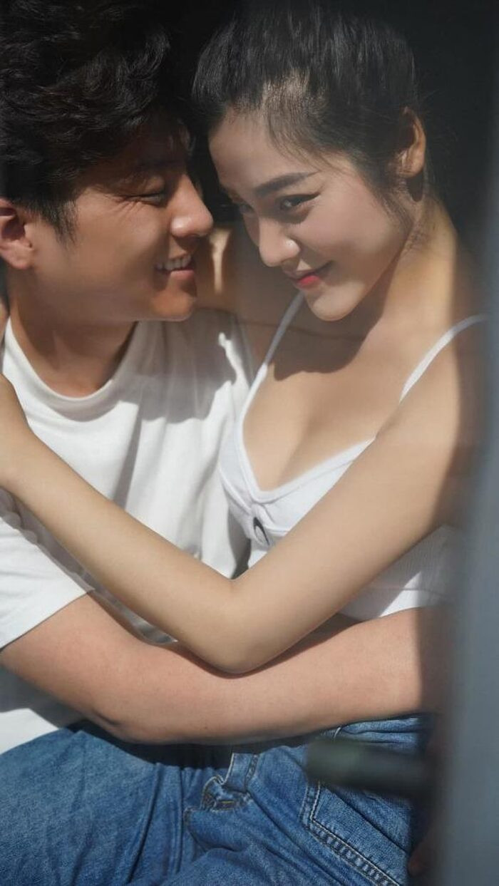 Hậu ồn ào với chồng cũ, Lâm Khánh Chi ẩn ý: 'Hãy biết buông bỏ những thứ không thuộc về mình'