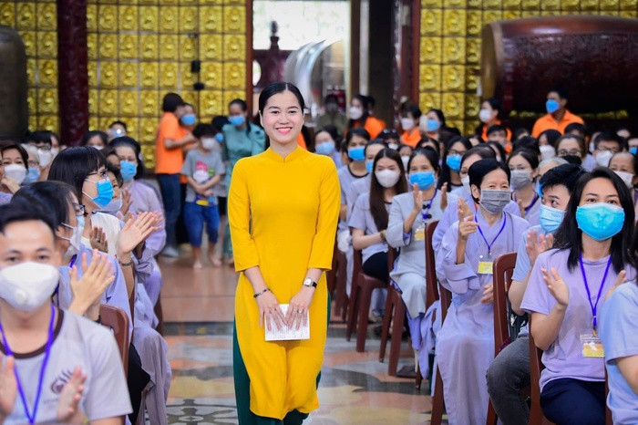 Lâm Vỹ Dạ không tin vào hạnh phúc vĩnh cửu,tuyên bố: 'Năm 40 tuổi sẽ buông bỏ mọi thứ để đi tu'