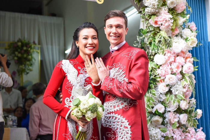 Hoàng Oanh từng ẩn ý chuyện tan vỡ trong hôn nhân: 'Một là yêu sai người, hai là yêu sai cách' Ảnh 1