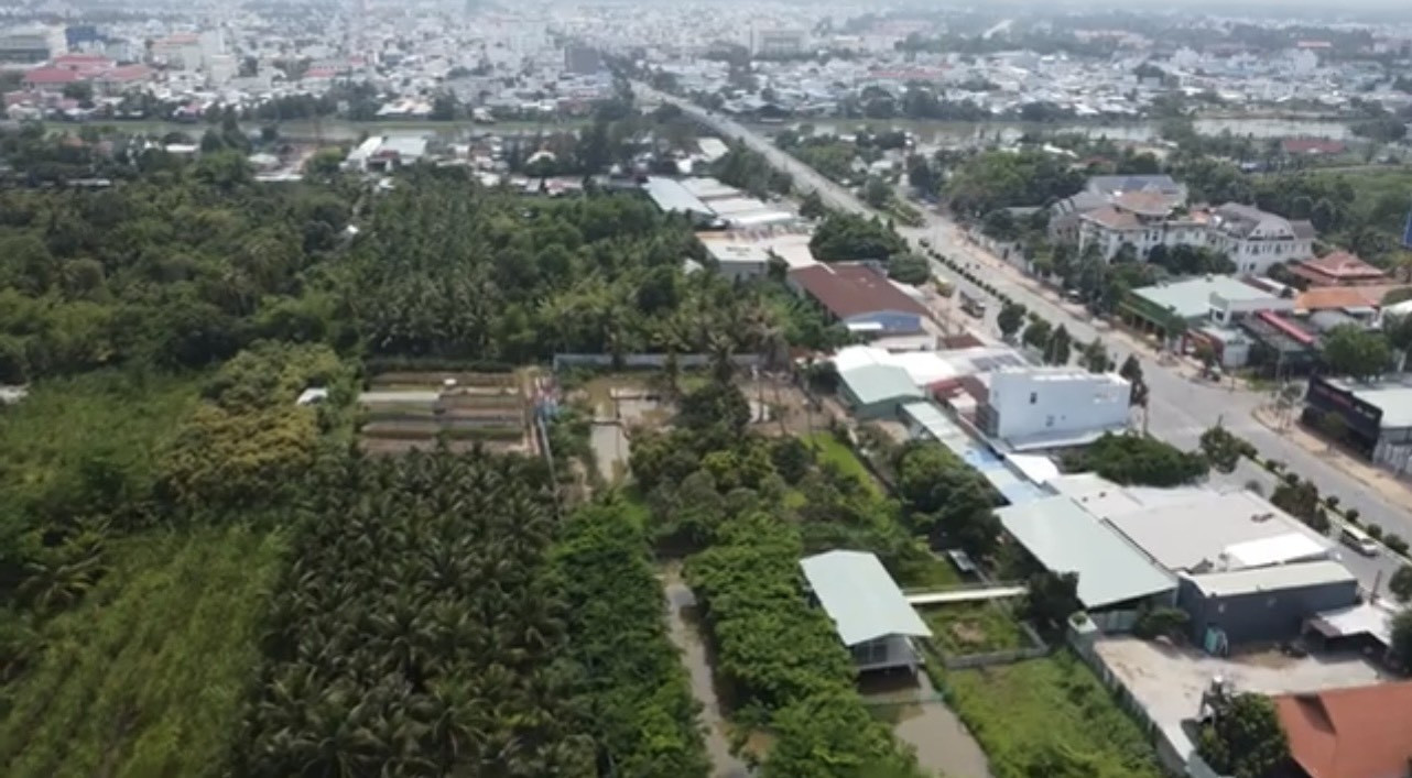 mot-goc-nhin-con-khuong-1649756421.jpg