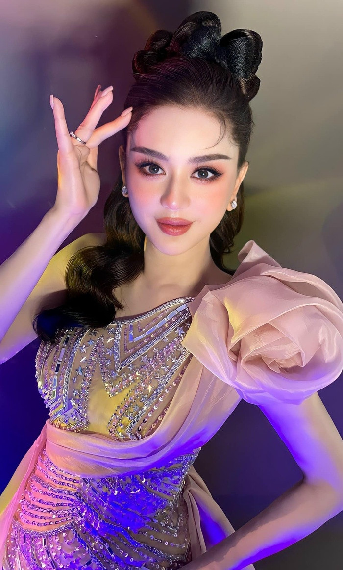 Lâm Khánh Chi bất ngờ đăng lại ảnh chồng cũ Phi Hùng sau 4 tháng chia tay kèm lời nhắn gửi