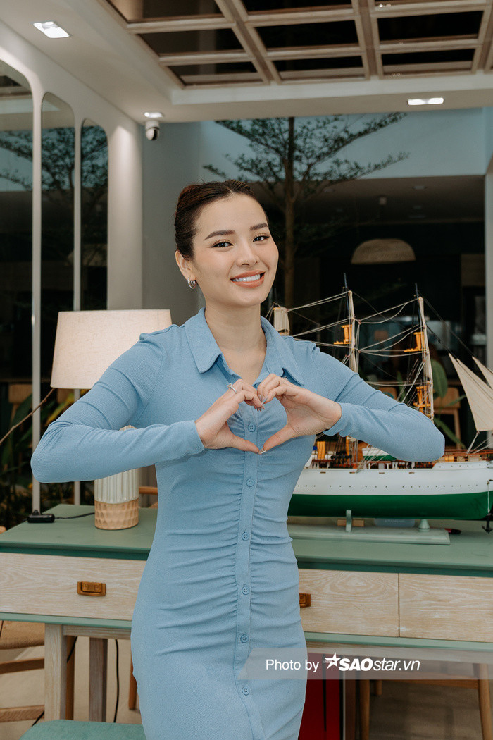 Phương Trinh Jolie thẳng thắn nói về chuyện chăn gối: 'Tình yêu không có tình dục sẽ là tình đồng chí'