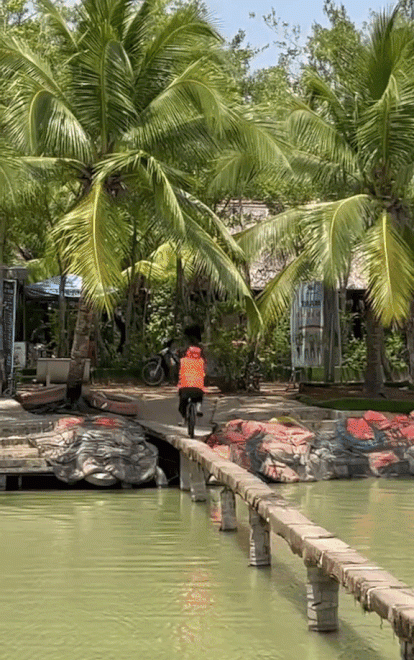 'Đứng tim' theo dõi cô gái chinh phục trò chơi mạo hiểm nhất Việt Nam, màn ăn mừng khiến ai nấy cười ngất