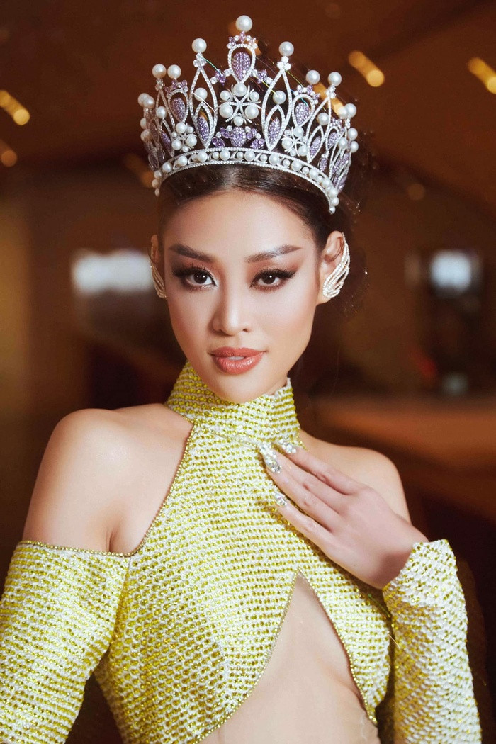 Tại sao Hà Anh 'sờ gáy' Hương Ly về ngoại ngữ, kêu 'đừng mang nem rán đi chọi với bánh gato'?