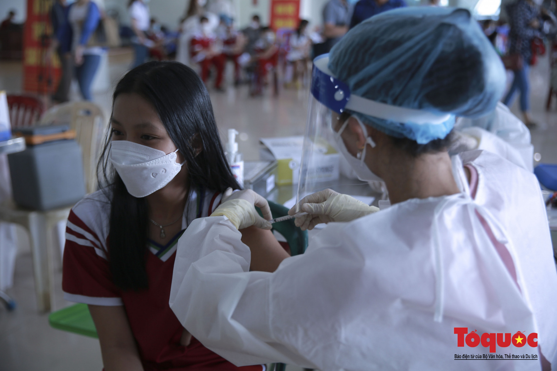 Đà Nẵng bắt đầu tiêm vaccine phòng Covid-19 cho trẻ - Ảnh 9.