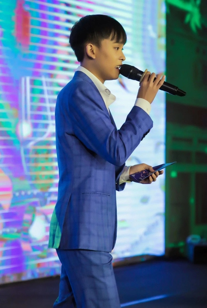 Nhạc sĩ Sơn Hạ tiết lộ thêm bài mới của Hồ Văn Cường và cả album, tên có liên quan đến Phi Nhung?