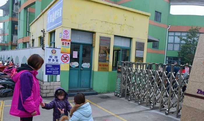 Trường mầm non diễn tập phòng bắt cóc, 20 bé nhất quyết đi theo 'người lạ' mặc cô giáo gọi khản giọng