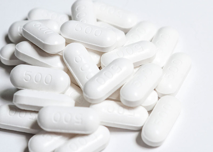 Buồn chuyện gia đình, nam sinh lớp 8 uống 40 viên Paracetalmol