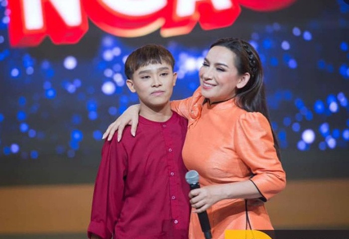 Vì sao Hồ Văn Cường liên tục bị khán giả chê bai giọng hát dù từng là quán quân?