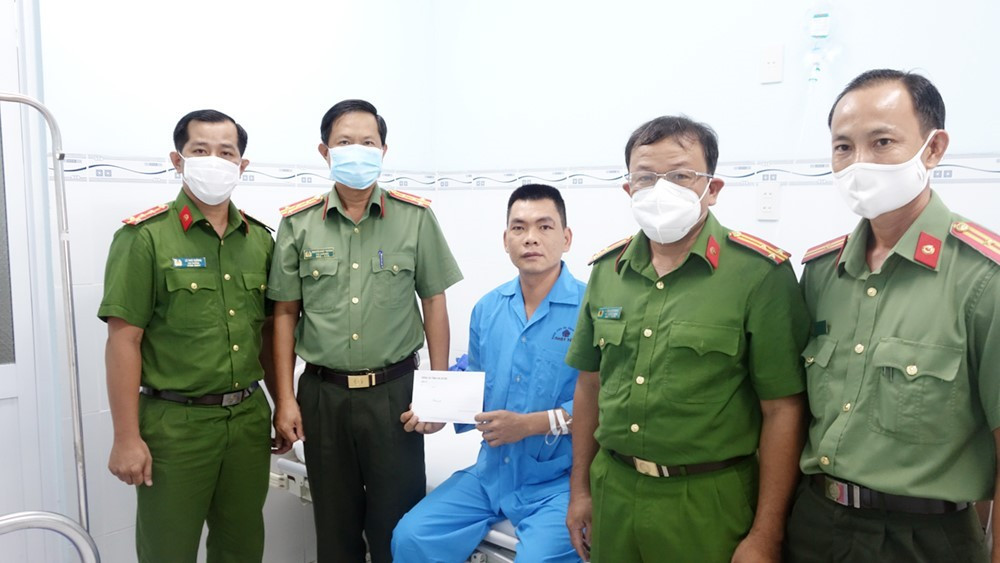 anh-01-1-1652745165.jpg