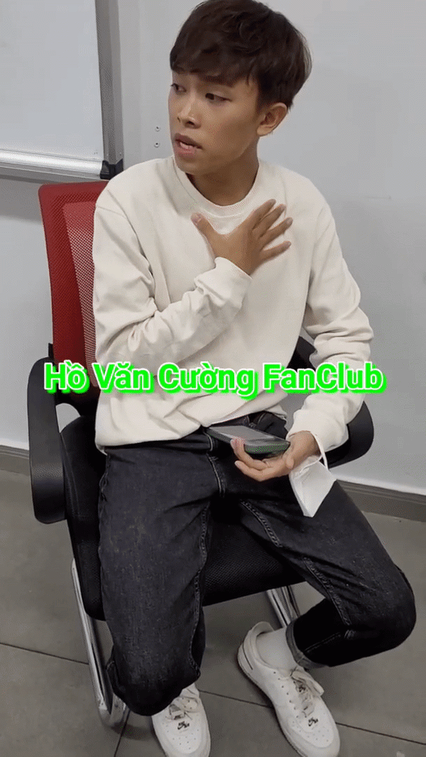 Lộ clip Hồ Văn Cường luyện tập trong hậu trường, giọng hát liệu có gây tranh cãi như trên sân khấu?