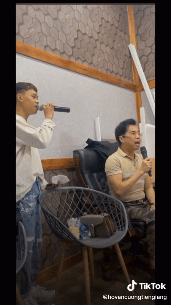 Màn song ca ăn ý của Hồ Văn Cường và danh ca Ngọc Sơn phiên bản phòng tập liệu có khác trên sân khấu?
