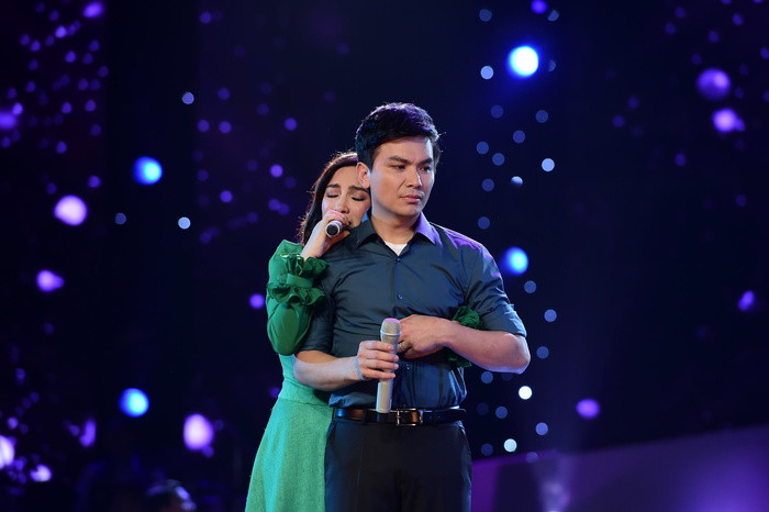 Mạnh Quỳnh tiết lộ lý do đứng sau Phi Nhung mỗi lần song ca, nhận xét Wendy Phạm có thể nối nghiệp mẹ