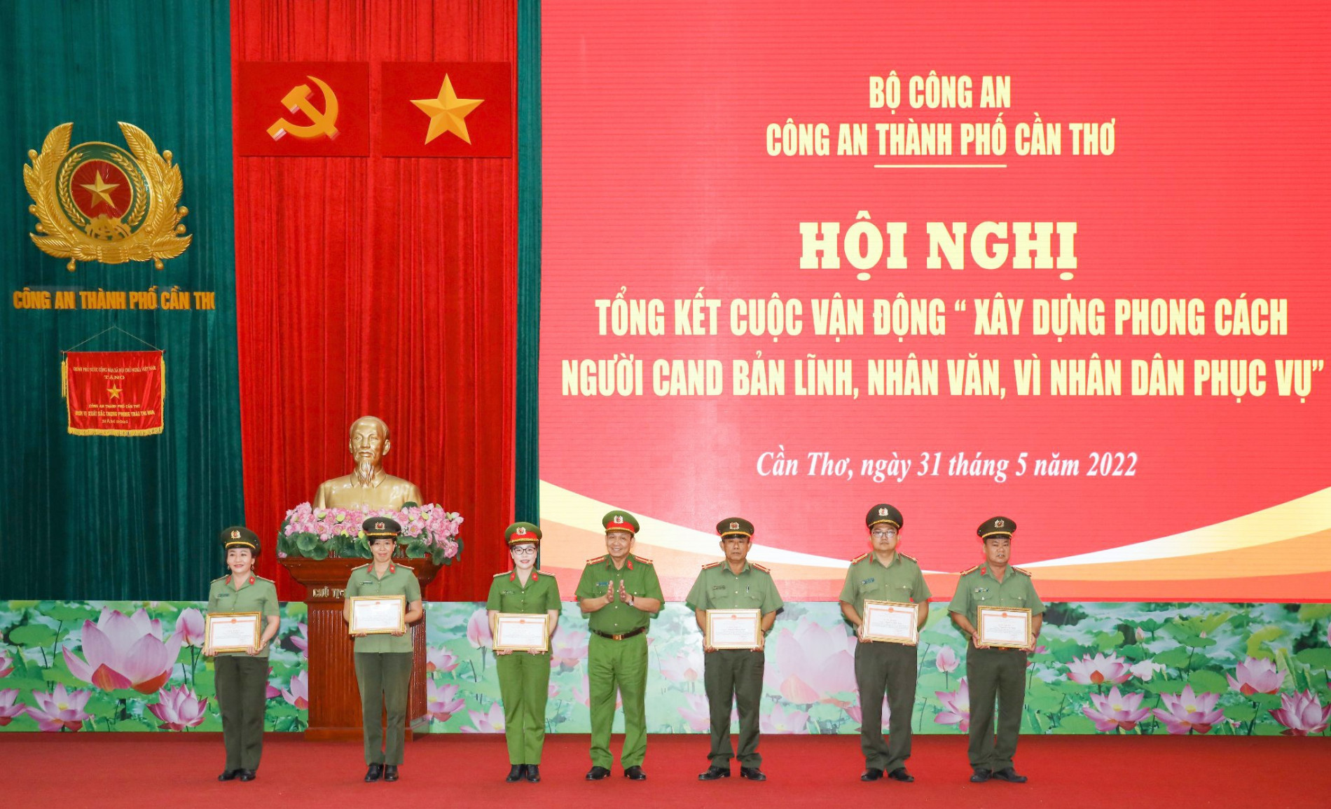 anh-04-1-1654041122.jpg