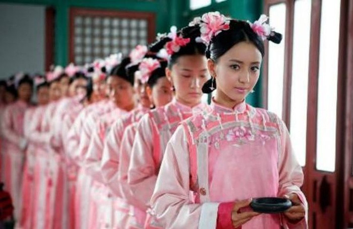 Để trở thành thê thiếp của hoàng đế, mỹ nữ xưa bị 'soi' cơ thể khắt khe đến đâu?