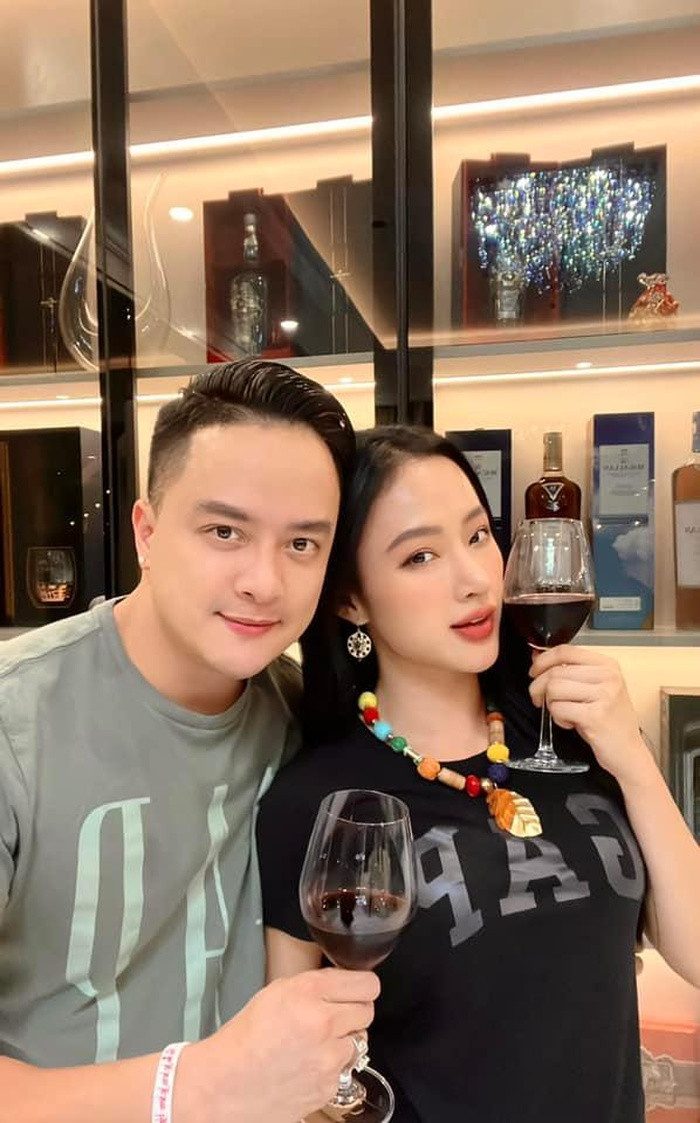 Cao Thái Sơn và Angela Phương Trinh: Tan rồi hợp với tốc độ 'chóng mặt'