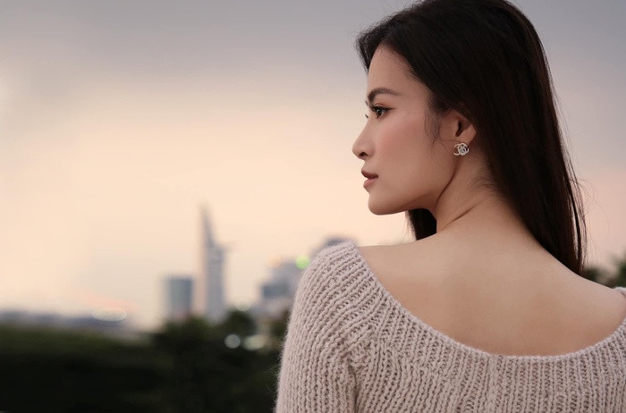 Bài viết 'trách' fan lẫn xin lỗi của Đông Nhi bất ngờ 'đăng xuất' khỏi mạng xã hội không dấu vết