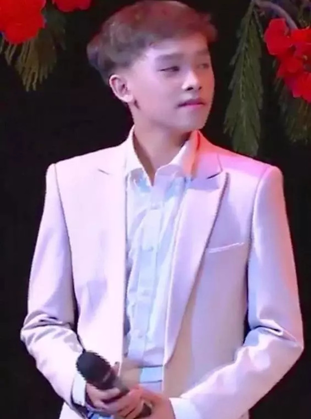 Sở hữu cát-xê cao ngất, Hồ Văn Cường vẫn là nam ca sĩ tiết kiệm bậc nhất thông qua chi tiết này?