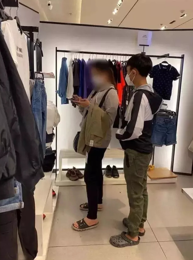 Sở hữu cát-xê cao ngất, Hồ Văn Cường vẫn là nam ca sĩ tiết kiệm bậc nhất thông qua chi tiết này?