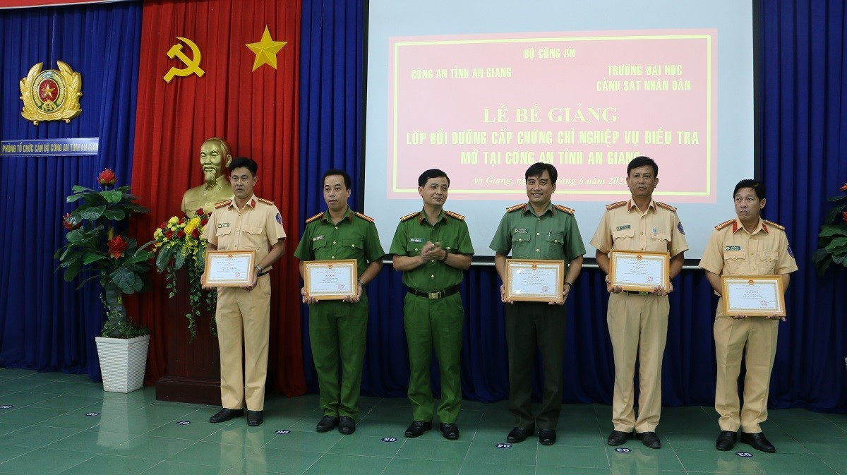 anh-04-1656147347.jpg