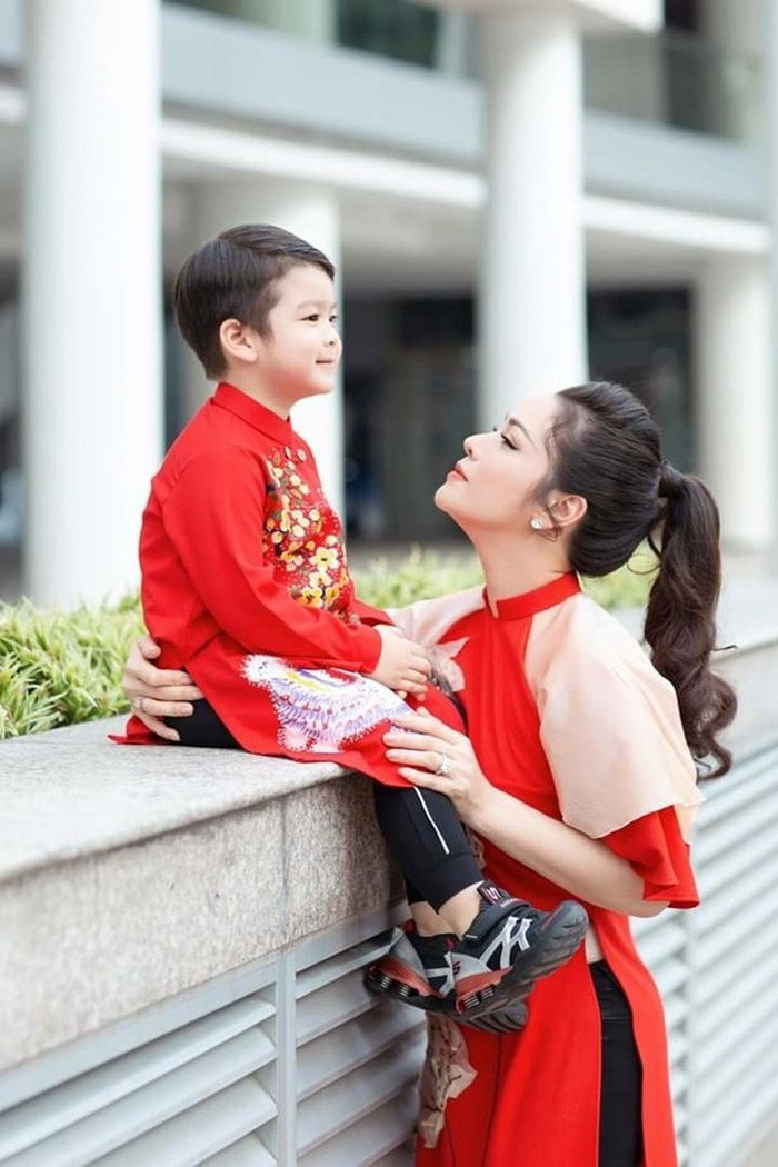 Vụ Nhật Kim Anh giành quyền nuôi con với chồng cũ lại có 'biến', sẽ xét xử lại Ảnh 2