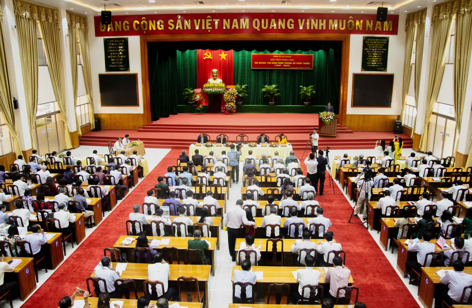 anh-01-2-1659079361.jpg