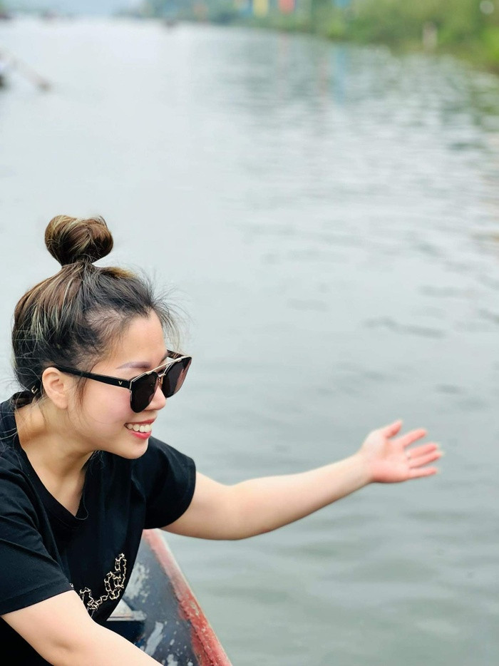 Chỉ với một câu nói đã tiết lộ tâm trạng hiện tại bà xã Hồng Đăng sau ồn ào của chồng Ảnh 3