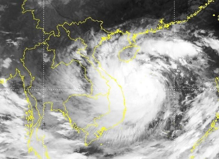 Bão Noru tăng gần 3 cấp, sức tàn phá ngang siêu bão Xangsane Ảnh 1