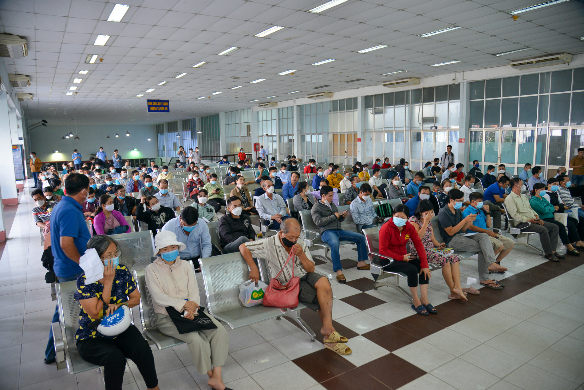 Vé tàu hoả tiếp tục giảm 30% trước Tết - Ảnh 1.