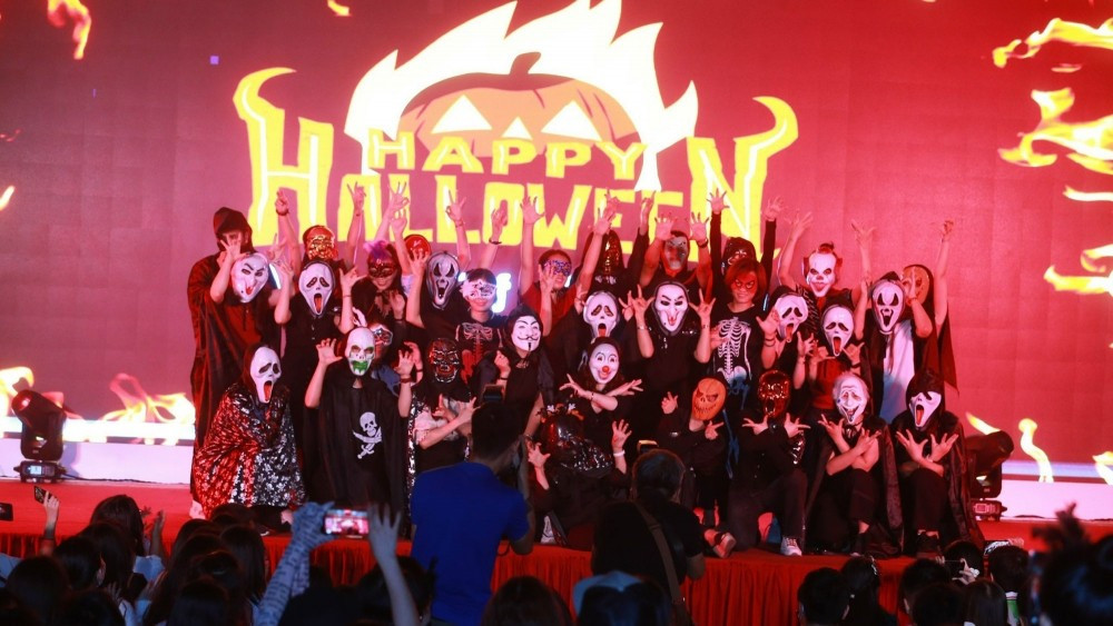 le-hoi-halloween-2-1667827273.jpg