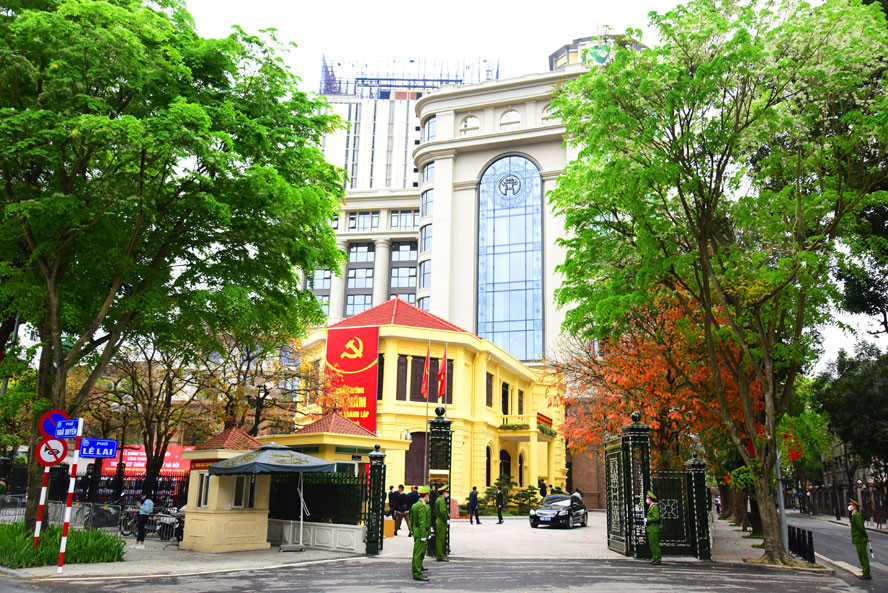 Hà Nội sẽ thí điểm thi tuyển chức danh trưởng phòng, phó phòng - Ảnh 2.