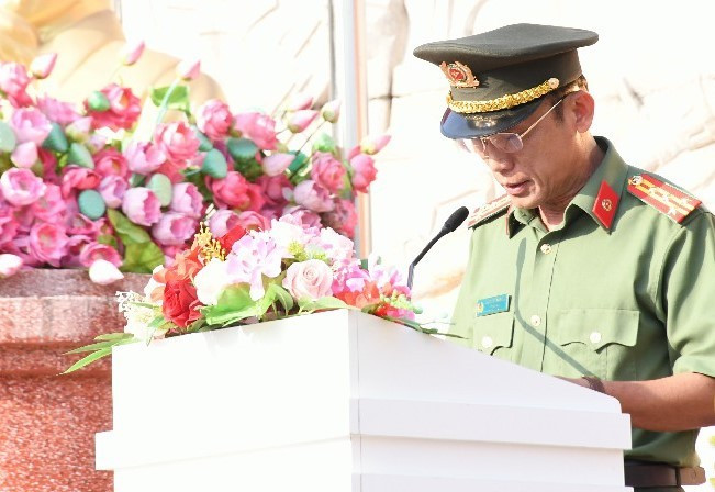 tien-giang-ra-quan-1-1668569204.jpg