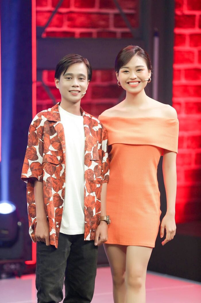 Lê Giang hé lộ thời điểm kết hôn của Lê Lộc - Tuấn Dũng, tỏ rõ thái độ khi nhận xét con rể tương lai Ảnh 1