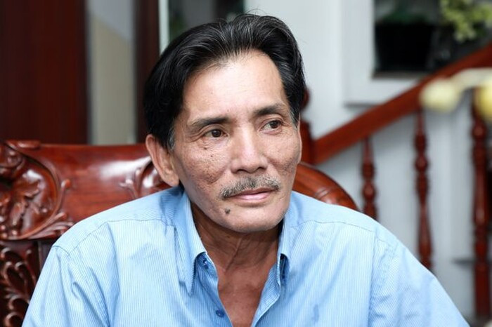 Nghệ sĩ Thương Tín xuất hiện với diện mạo mới, điển trai hơn sau cơn đột quỵ Ảnh 1