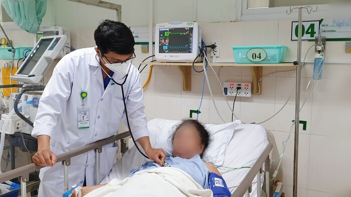 Người phụ nữ đang ăn bắp thì suy hô hấp nặng, nhập viện khẩn vì điều này Ảnh 1