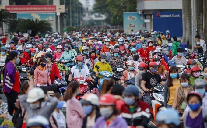 Có bắt buộc thưởng Tết Dương lịch không? - Ảnh 1.