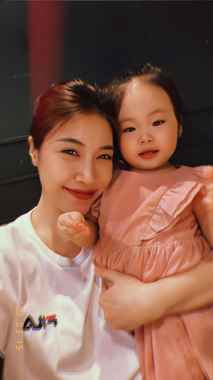 Ca sĩ Pha Lê thừa nhận chưa ly hôn với chồng, tiết lộ liên tục bị người tình của chồng quậy phá Ảnh 3