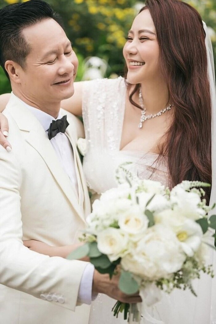 Cuộc sống hôn nhân đáng ngưỡng mộ của Phan Như Thảo và chồng đại gia U60 Ảnh 1